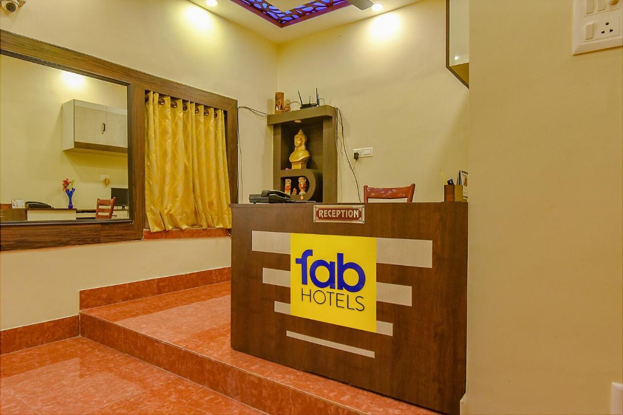 Fabexpress Shivalya Hotel Calcutta Eksteriør billede